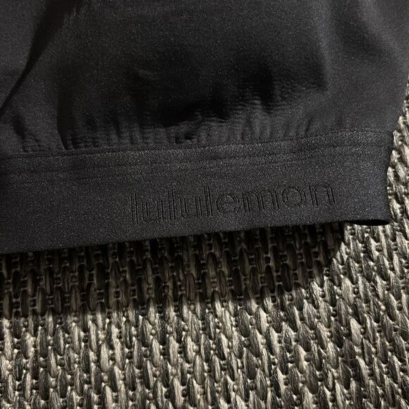 Lululemon Fine Form Bra - Picture 3 of 7